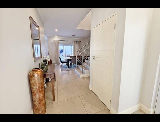 3 BEDROOM HOUSE FOR SALE IN SANDOWN